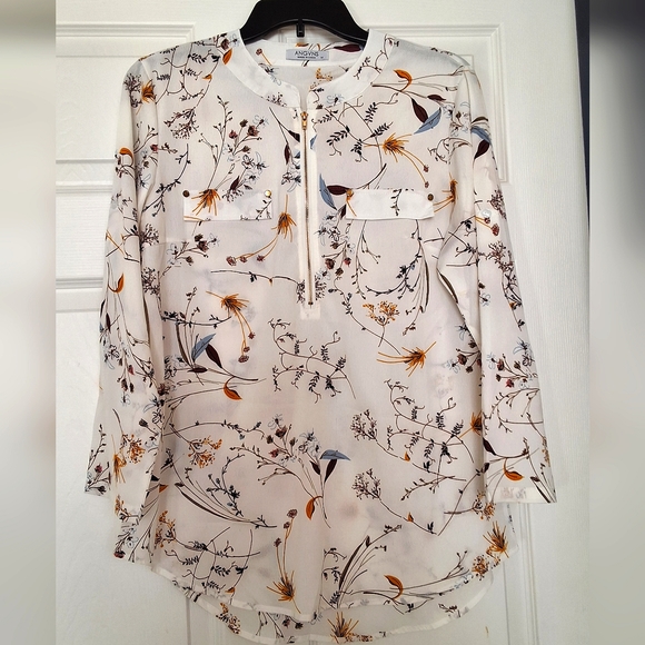 ANGVNS, Medium, Women's Long Sleeve Zippered Top - Picture 9 of 9